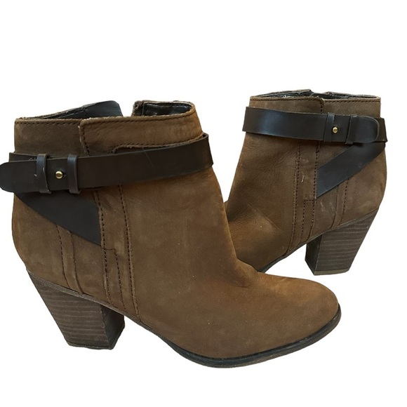 Franco Sarto Leather Dotty Booties Stacked Heel Round Toe Side Zip Brown Size 6 - Picture 5 of 9